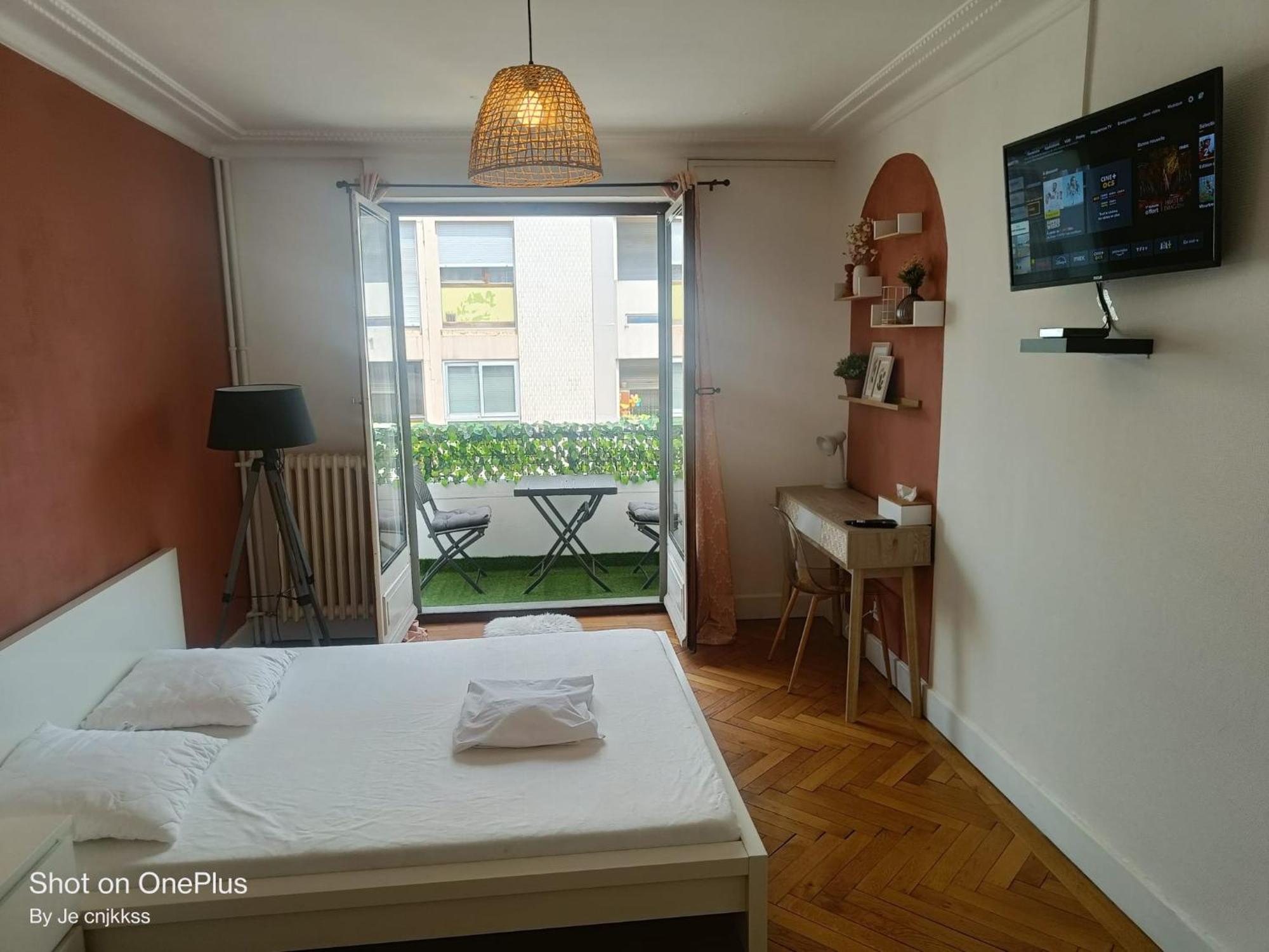 Belle Chambre D'Hote Avec Balcon Prive - 3 Mins Gare Annemasse - Geneve Acces Direct Экстерьер фото